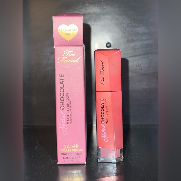 Too Faced Melted Chocolate Matte Eyeshadow- Chocolate Wine. Mauve, Maroon, Shine - Picture 2 of 6
